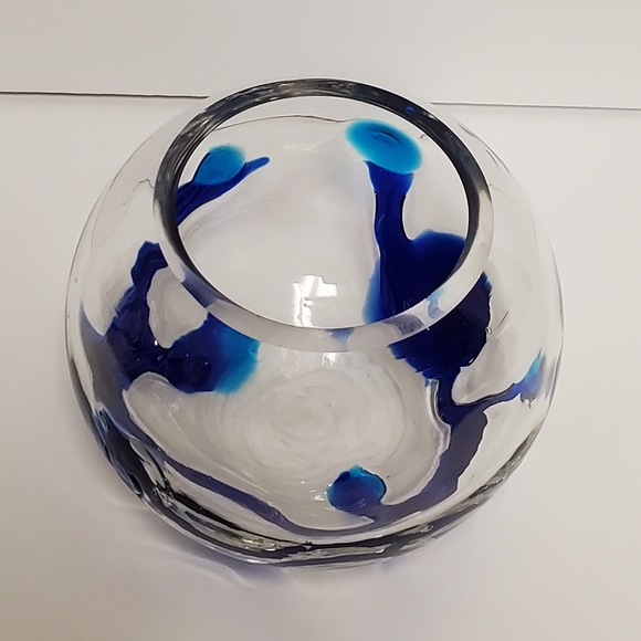 Art Glass Round Handblown Glass Bowl - Picture 6 of 11